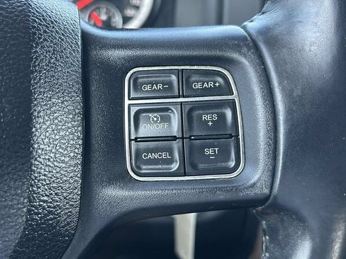 Used 2015 RAM 1500 Big Horn RWD image 22