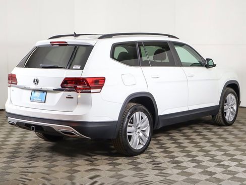 Used 2020 Volkswagen Atlas SE w/ Panoramic Sunroof Package image 12