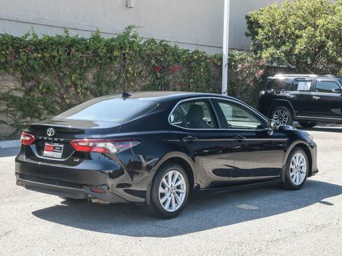 Used 2023 Toyota Camry LE FWD image 9
