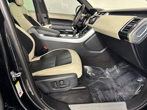 Used 2019 Land Rover Range Rover Sport HST image 35