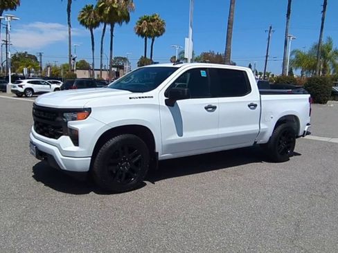 Used 2023 Chevrolet Silverado 1500 Custom w/ LPO, Dark Essentials Package RWD image 4
