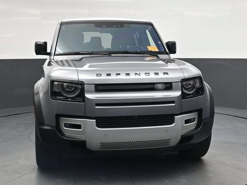Used 2020 Land Rover Defender 110 SE AWD/4WD image 11
