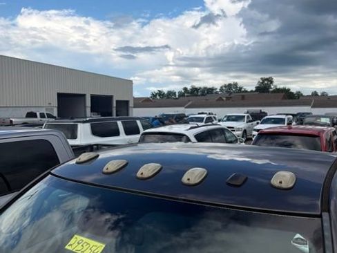 Used 2016 RAM 2500 Tradesman w/ Chrome Appearance Group AWD/4WD image 10