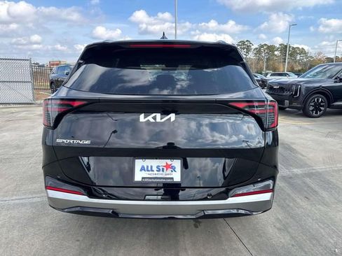 New 2026 Kia Sportage SX image 7