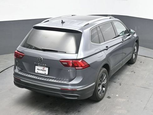 Used 2023 Volkswagen Tiguan SE AWD/4WD image 25