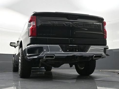 Used 2024 Chevrolet Silverado 1500 LT w/ Z71 Off-Road Package image 27