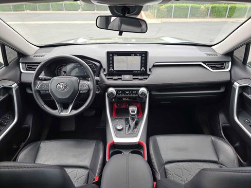 Certified 2020 Toyota RAV4 TRD Off-Road AWD/4WD image 20