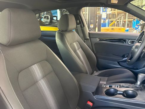 Certified 2025 Honda Civic FWD Hybrid Sedan image 31