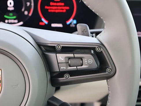 Certified 2026 Porsche 911 Targa 4 GTS image 34