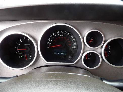 Used 2010 Toyota Sequoia Platinum AWD/4WD image 26