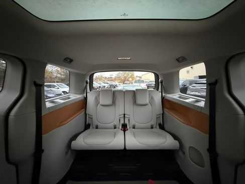 New 2025 Volkswagen ID. Buzz 1st Edition image 26