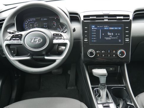 Used 2023 Hyundai Tucson SE AWD/4WD image 15