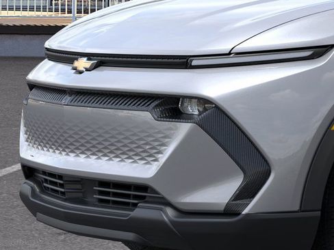 New 2026 Chevrolet Equinox EV LT image 13