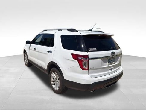 Used 2013 Ford Explorer XLT FWD image 6