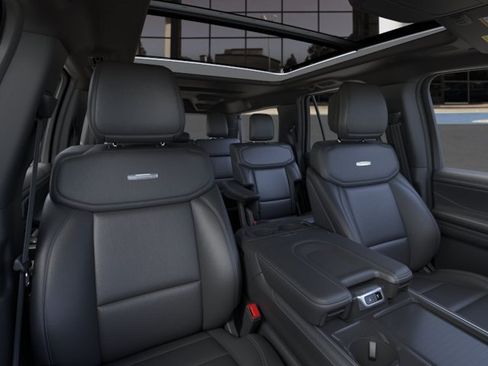 New 2026 Ford Expedition Max Platinum w/ Stealth Performance Package AWD/4WD image 10