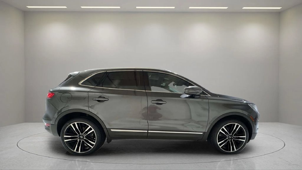 Used 2018 Lincoln MKC Reserve w/ Lincoln MKC Climate Package AWD/4WD image 2