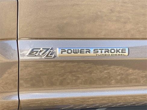 Used 2020 Ford F350 Lariat w/ Lariat Ultimate Package image 11