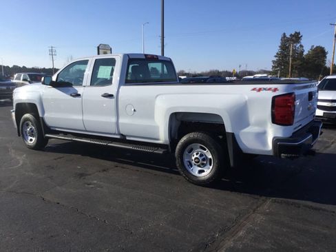 Used 2016 Chevrolet Silverado 2500 W/T image 3