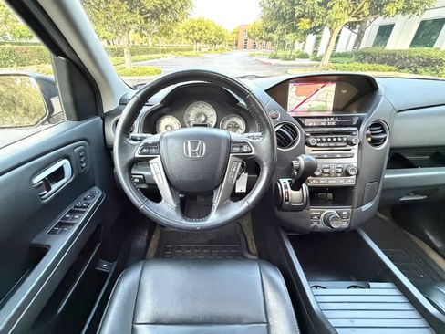 Used 2014 Honda Pilot Touring image 21