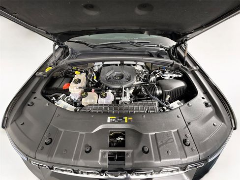 Used 2022 Jeep Grand Cherokee Summit w/ Luxury Tech Group V image 31