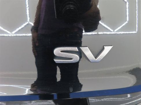 Used 2024 Nissan Rogue SV FWD image 13