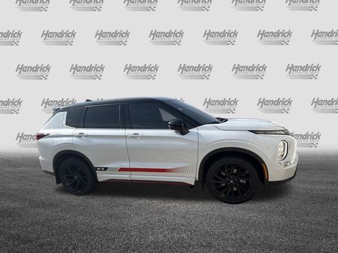 Used 2023 Mitsubishi Outlander Ralliart AWD/4WD image 11