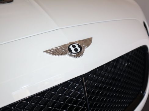 Used 2015 Bentley Continental GT3-R AWD/4WD image 37