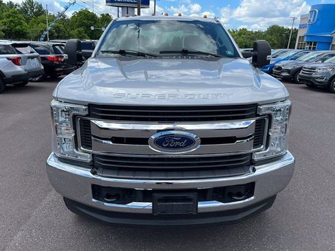 Used 2017 Ford F250 XL w/ STX Appearance Package AWD/4WD image 3