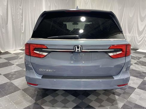 Used 2023 Honda Odyssey Touring image 3