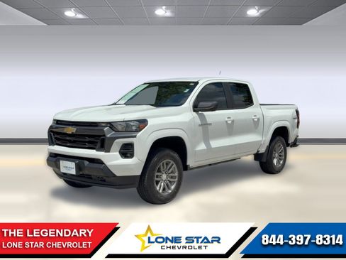 Certified 2024 Chevrolet Colorado LT w/ LT Convenience Package II AWD/4WD image 1