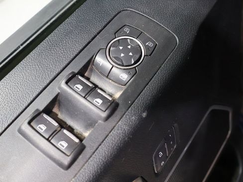 Used 2017 Ford F150 Lariat image 15