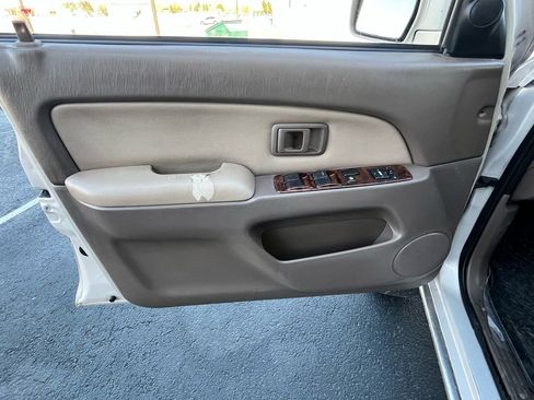 Used 1997 Toyota 4Runner Limited image 10