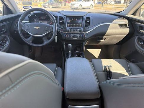 Used 2014 Chevrolet Impala LT w/ Premium Seating Package image 43