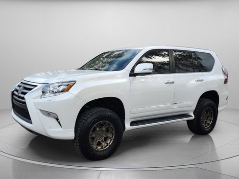 Used 2017 Lexus GX 460 Luxury image 2
