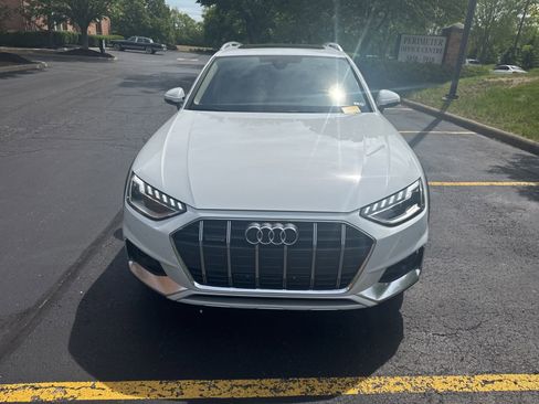 Used 2025 Audi A4 2.0T allroad Premium Plus AWD/4WD image 2