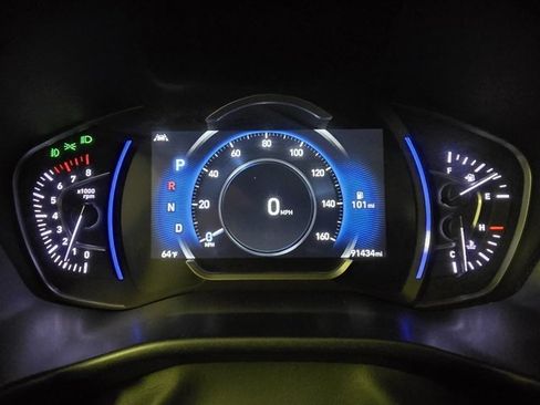 Used 2020 Hyundai Santa Fe SEL w/ Convenience + Premium Package image 21