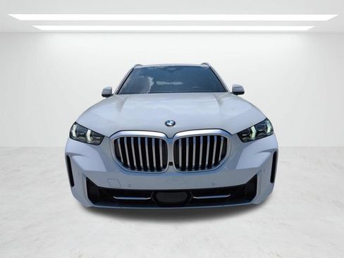 New 2026 BMW X5 sDrive40i w/ Parking Assistance Package RWD image 9