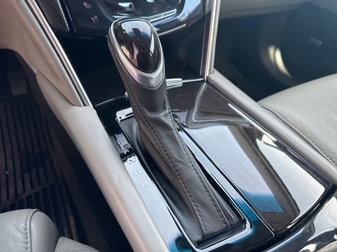 Used 2017 Cadillac XTS Luxury w/ Driver Awareness Package image 21