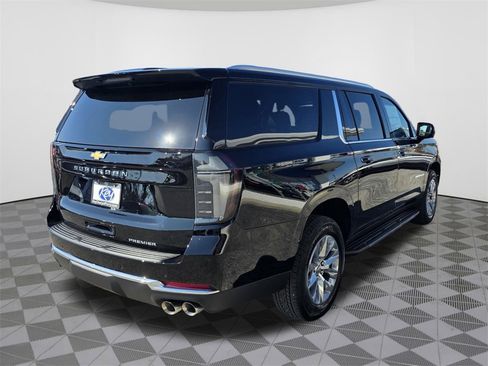 New 2026 Chevrolet Suburban Premier image 9