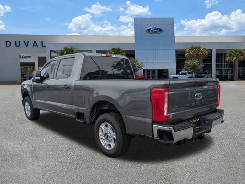 New 2026 Ford F250 XLT w/ F-250 >10K GVWR Package image 5