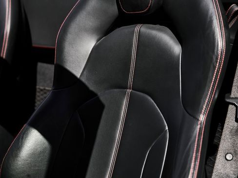 Used 2023 Ferrari F8 Tributo RWD image 46