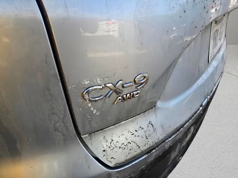 Used 2023 MAZDA CX-9 Touring image 18