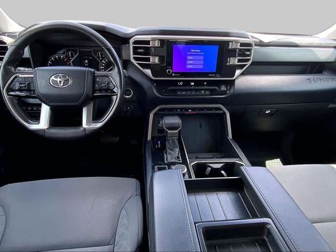 Used 2023 Toyota Tundra SR5 w/ SR5 Convenience Package AWD/4WD image 15