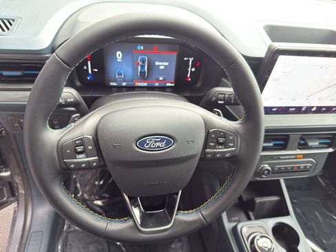 New 2026 Ford Maverick Lobo image 17