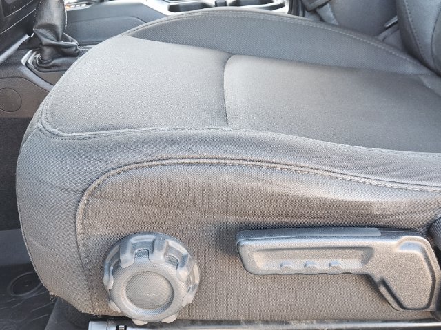 Used 2021 Jeep Wrangler Unlimited Sahara AWD/4WD image 22
