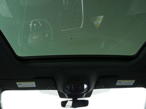 New 2025 Audi SQ5 Premium Plus image 20