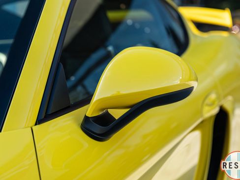 Used 2016 Porsche Cayman GT4 RWD image 18