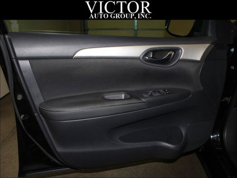 Used 2018 Nissan Sentra S image 15