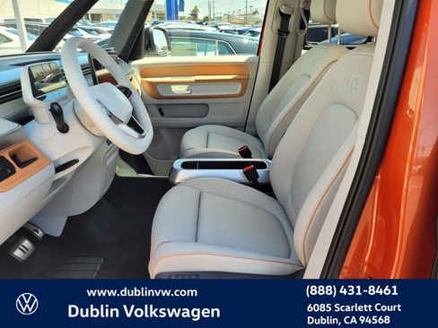 New 2025 Volkswagen ID. Buzz 1st Edition image 14