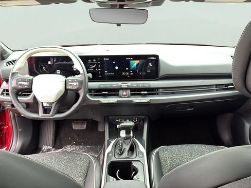 New 2025 Kia K4 GT-Line Turbo w/ GT-Line Sunroof Package FWD image 15